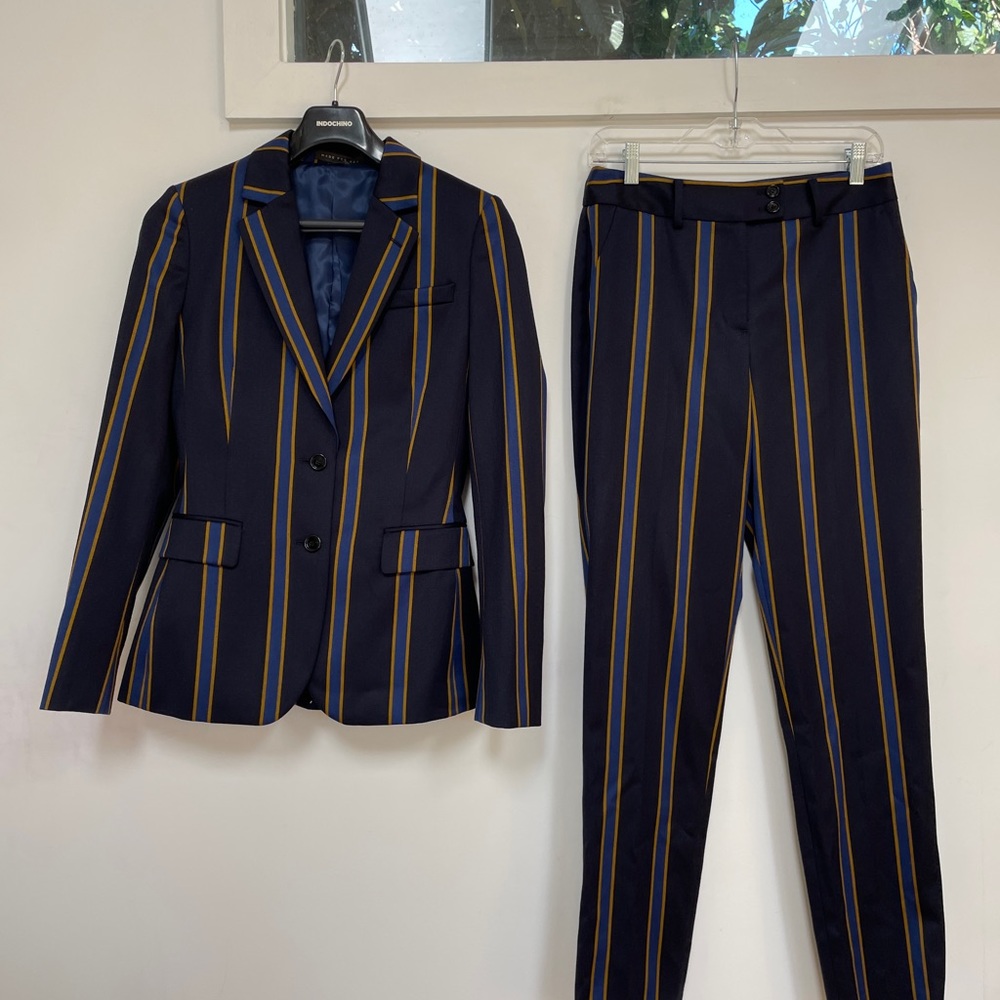 Bardwell Stripe Navy Suit